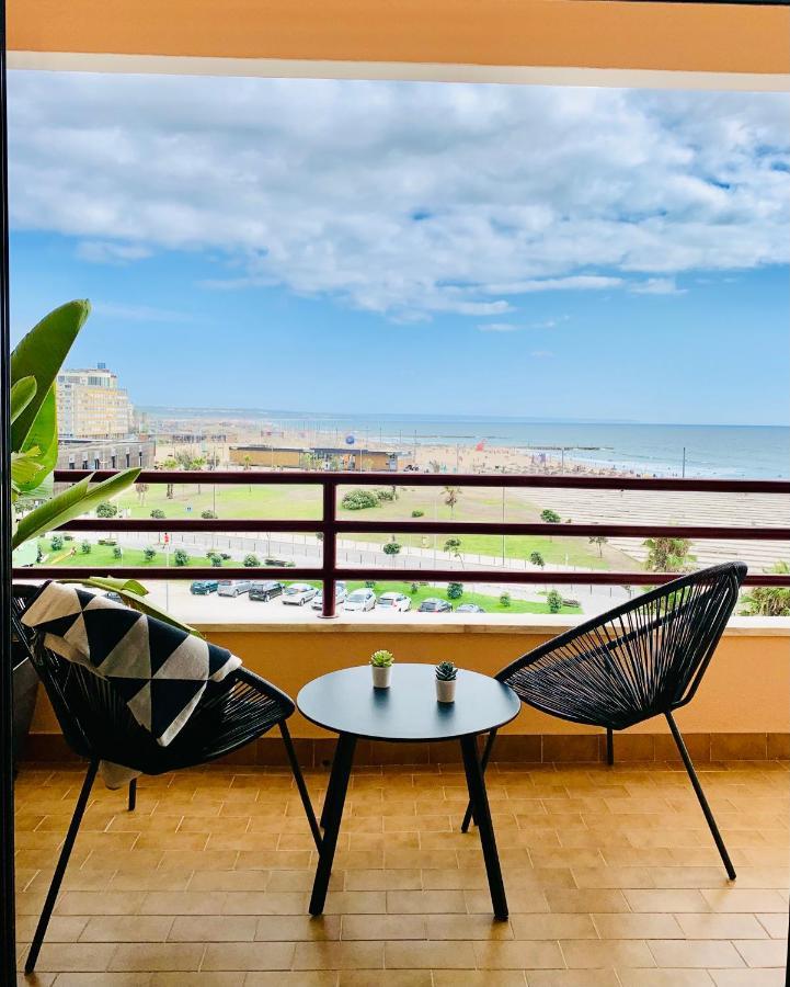 Costa Caparica Surf Apartment コスタ・ダ・カパリカ エクステリア 写真