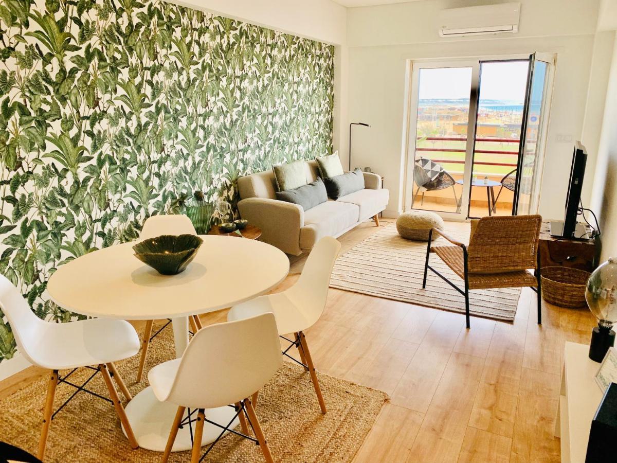 Costa Caparica Surf Apartment コスタ・ダ・カパリカ エクステリア 写真