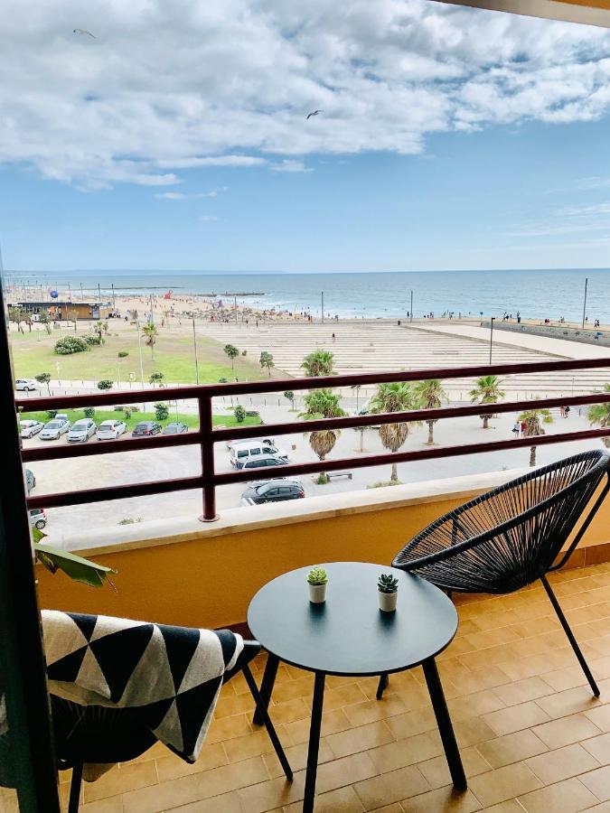 Costa Caparica Surf Apartment コスタ・ダ・カパリカ エクステリア 写真